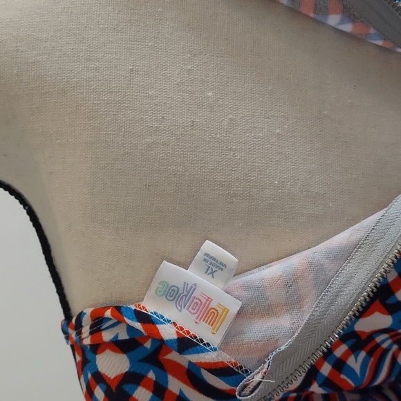 LULA ROSE BRAND DRESS - Picture 8 of 9